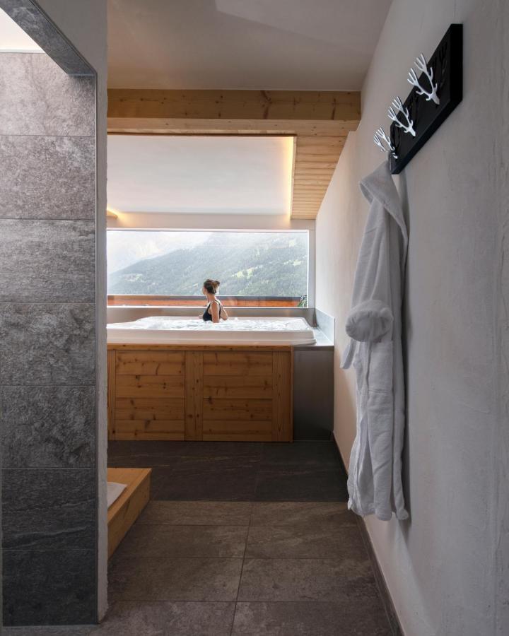 Hotel Le Beausite Saint-Luc Eksteriør bilde